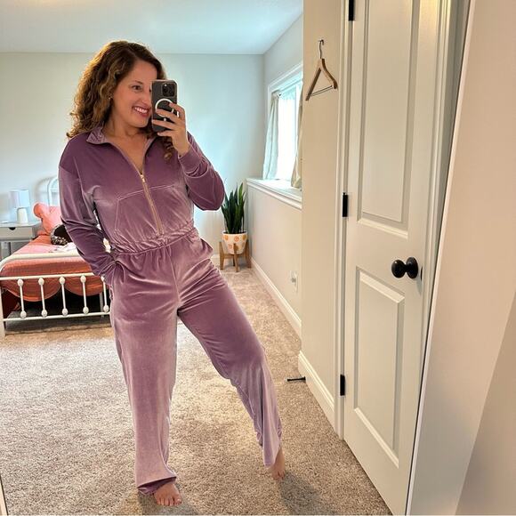 Fabletics Purple Velvet Velour Jumpsuit One Piece Small - Picture 3 of 13
